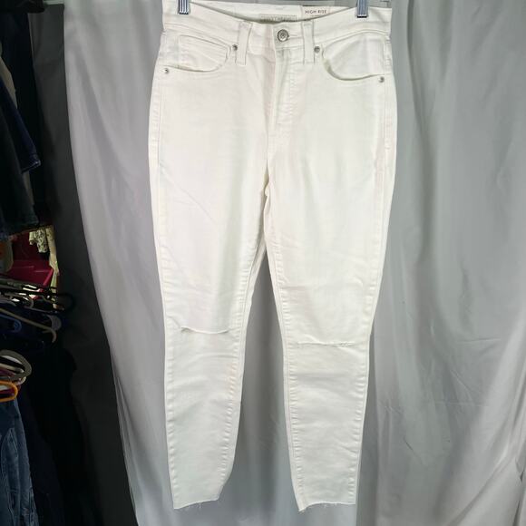 Lucky Brand Women's Straight Leg Jeans - Cream - Picture 13 of 14